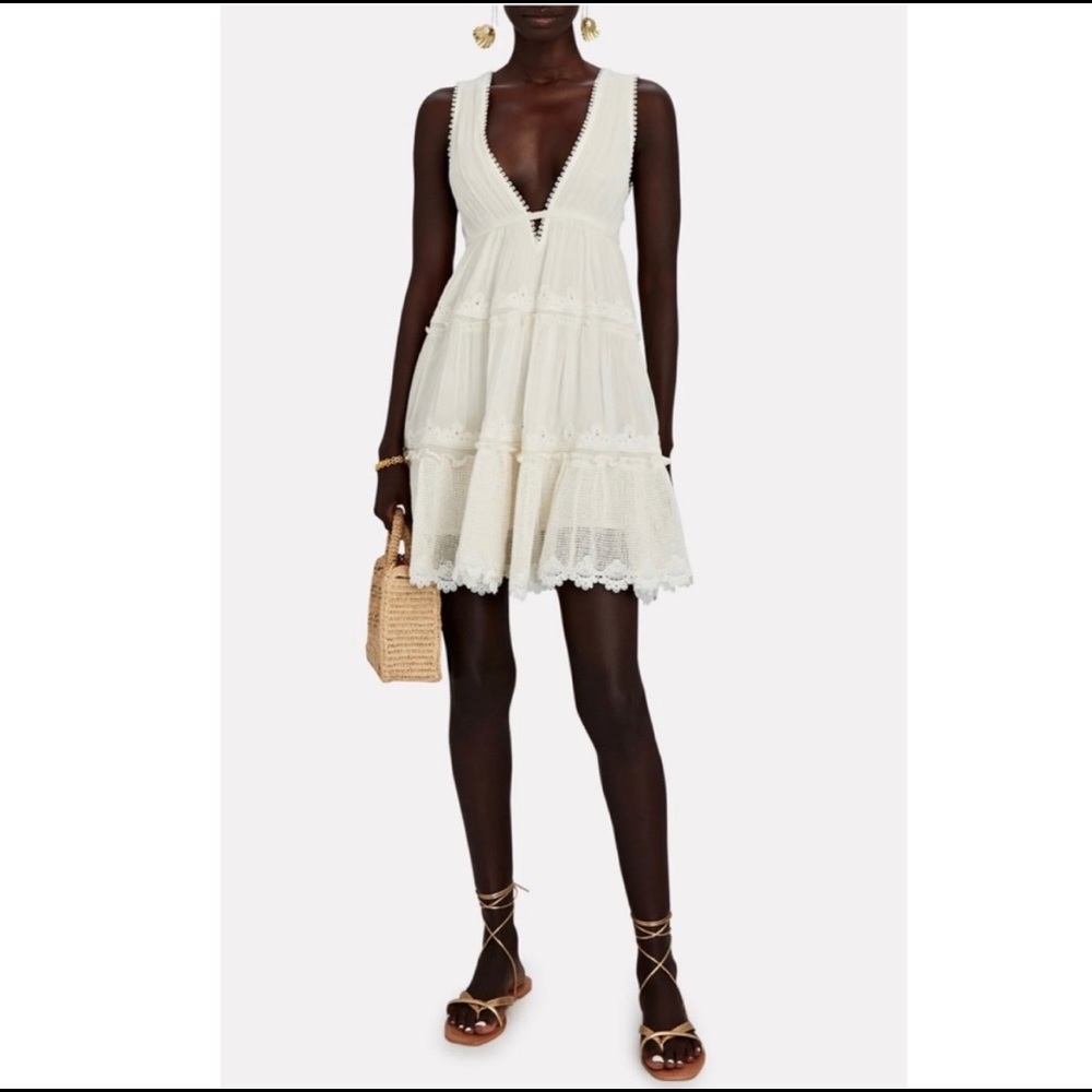 Rococo Sand | Sleeveless V-Neck Mini Dress (white)